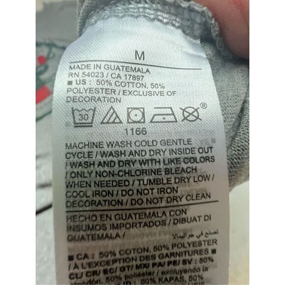 Old Navy Unisex  Soft Graphic Tee Deer Pong Tee Sz M NWT - Picture 4 of 6